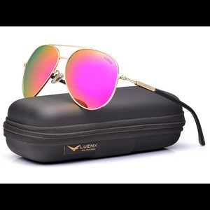 NWOT Leunx Women’s Sunglasses 🌿